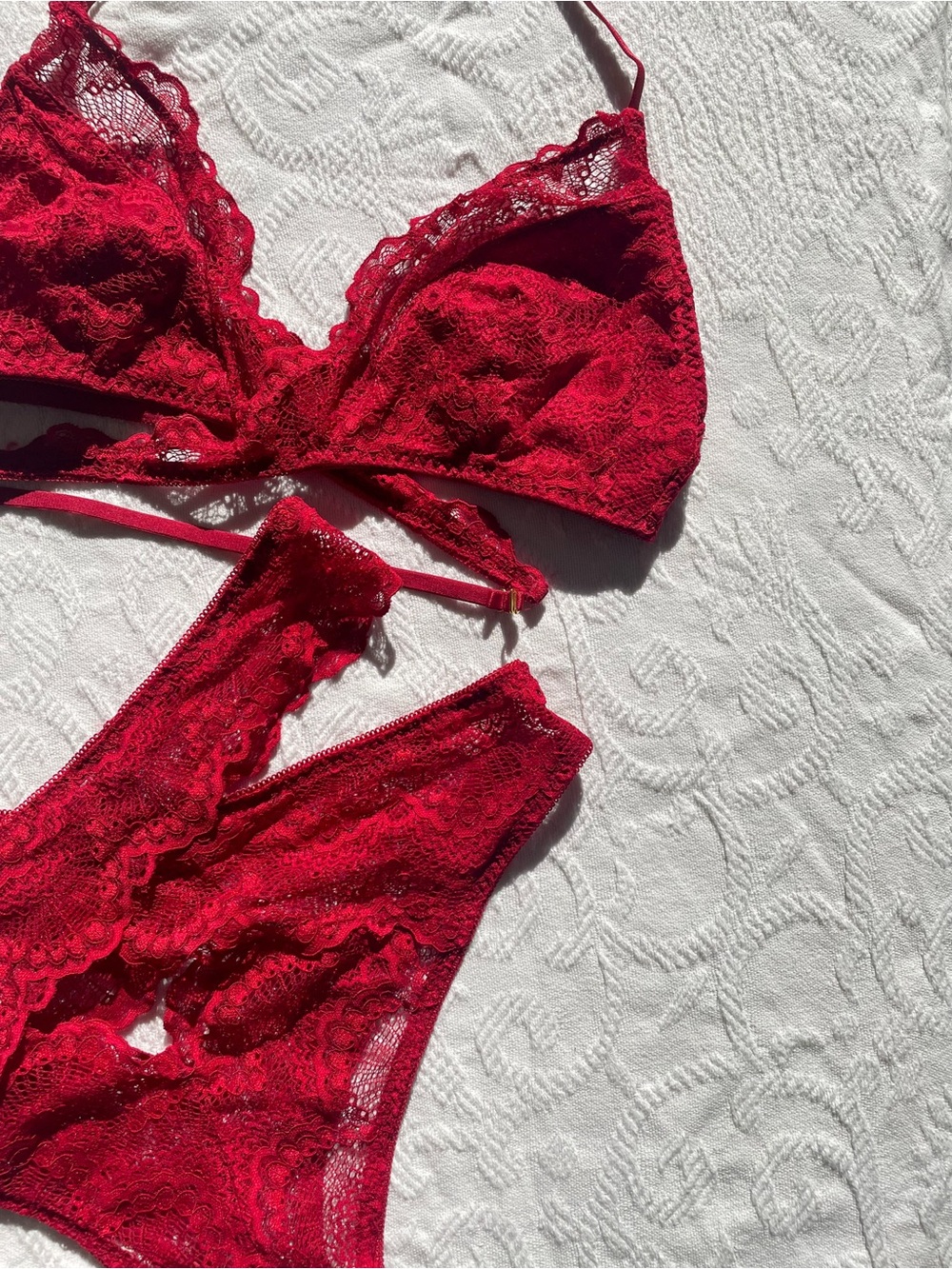 Mentionables Lace Bralette & Panty Set - Red